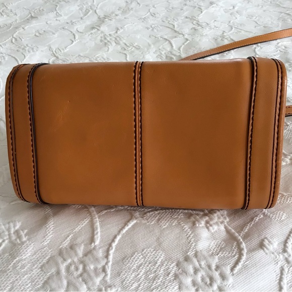 Oroton tan leather handbag - Picture 4 of 8